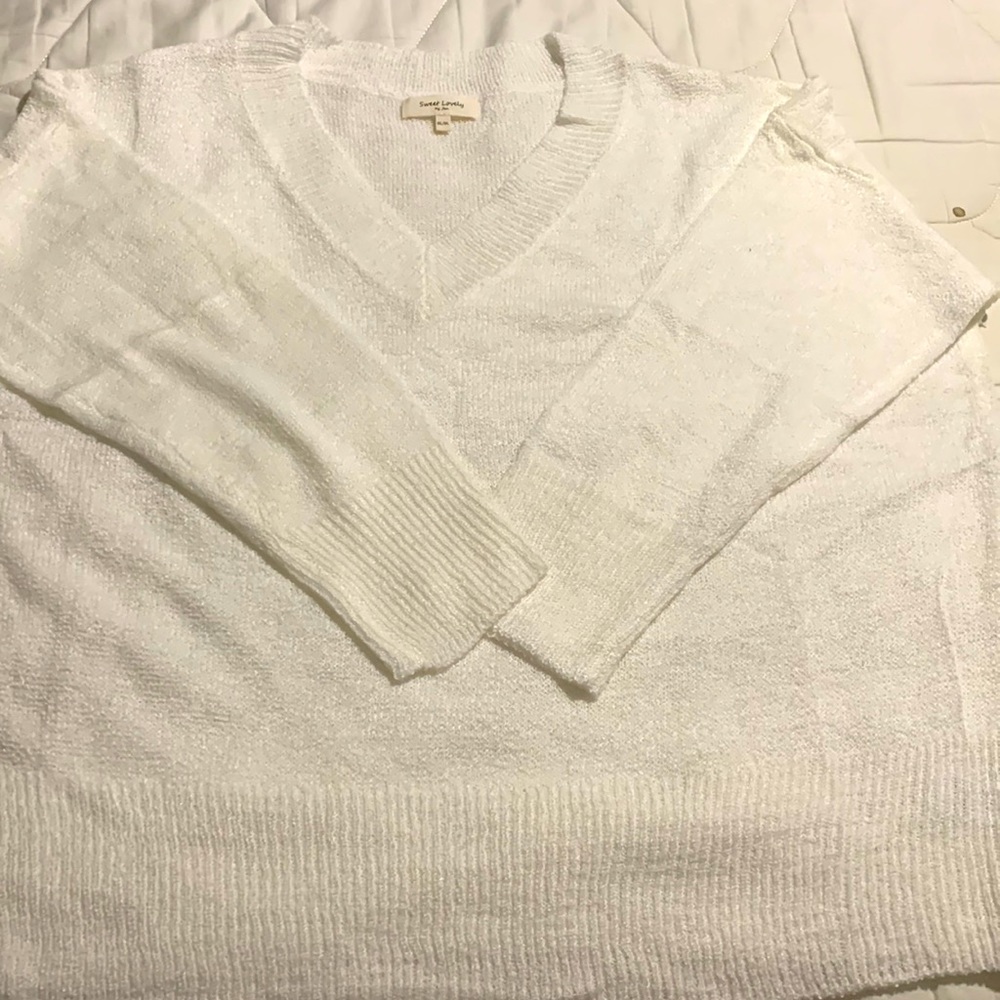 Sweet lovely 2x/3x lightweight sweater